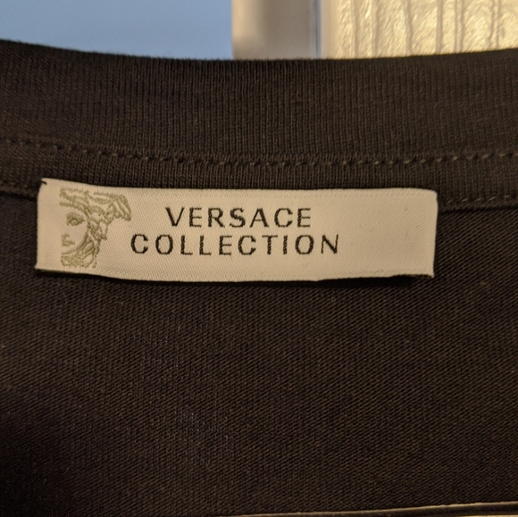 Versace T-shirt - Picture 2 of 2